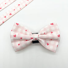 Load image into Gallery viewer, Bow Tie - Little Love
